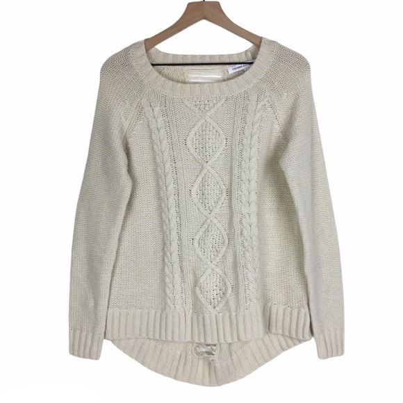 CUPCAKES AND CASHMERE Sweater Wool Fisherman Cable Knit Distressed Size Small - Picture 11 of 11